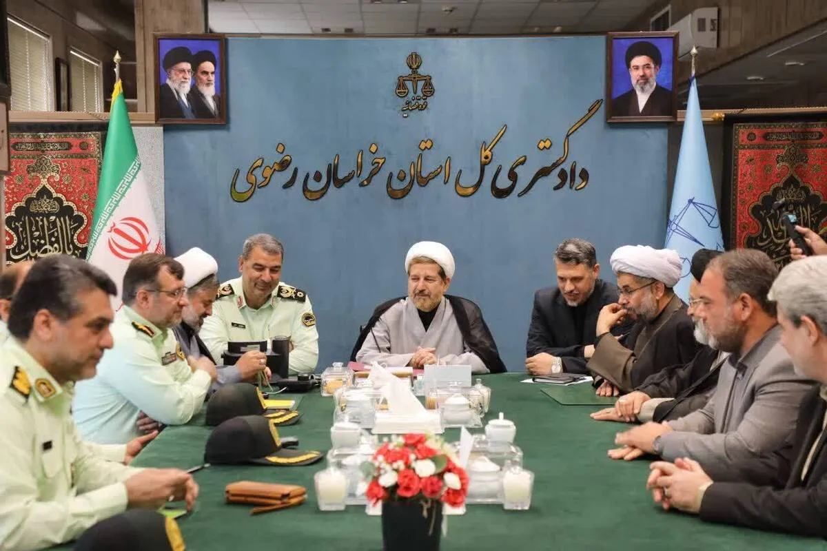 رئیس کل دادگستری خراسان رضوی: مردم شجاع ایران باحضور خود، پرچم اقتدار ایران اسلامی را برافراشته‌اند