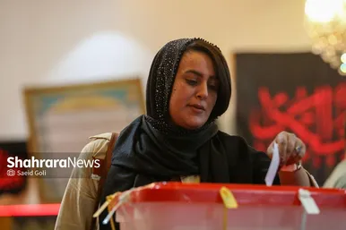 عکس‌هایی از مرحله دوم انتخابات چهاردهمین دوره ریاست‌جمهوری در مشهد (۲)