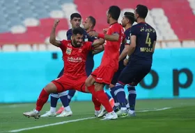 تاریخ و ساعت بازی پرسپولیس و نساجی در لیگ برتر فوتبال | جنگ برای قهرمانی و بقا