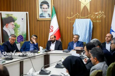آیین رونمایی از پوستر نخستین کنفرانس ملی چالش‌های حاشیه‌نشینی و فرصت‌های بازآفرینی