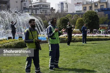 گزارش تصویری | حال و هوای خیابان‌های اطراف حرم مطهر رضوی در لحظه تحویل سال ۱۴۰۴