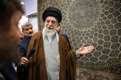 گزارش تصویری | بازدید رهبر معظم انقلاب اسلامی از نمایشگاه رویداد ملی «پیشگامان پیشرفت» (۲ بهمن ۱۴۰۳)