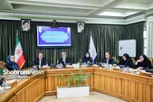 نشست استاندار خراسان رضوی با جمعی از دختران نخبه استان | دختران امروز، زمینه‌ساز توسعه کشور هستند