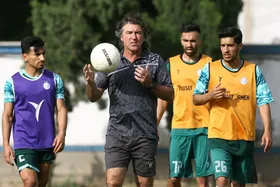 باشگاه استقلال در اوج بی&zwnj;پولی به دنبال تمدید قرارداد ساپینتو!