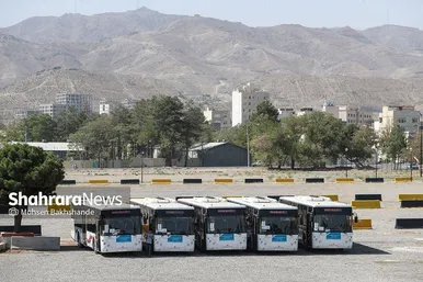 رونمایی از ١۵٠ دستگاه ون و اتوبوس با حضور وزیر کشور در مشهد