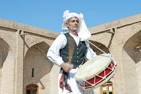 جام&zwnj;های خالی &laquo;جـام&raquo;