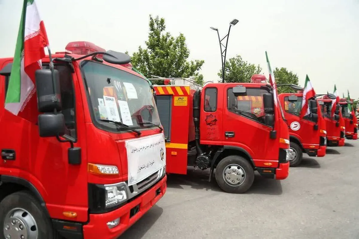 واگذاری ۱۶ دستگاه ماشین‌آلات خدماتی شهری به شهرداری‌های خراسان رضوی (۲۷ اردیبهشت‌ماه ۱۴۰۵‌)