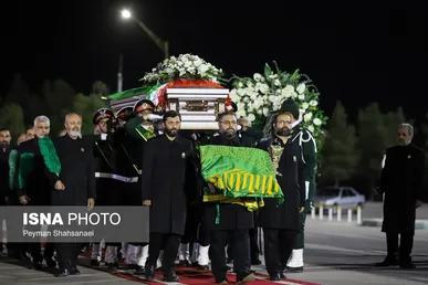 عکس‌هایی از ورود پیکر استاد محمود فرشچیان به کشور