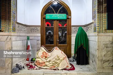 گزارش تصویری | مراسم احیای دومین شب قدر در حرم مطهر امام رضا (ع) -۲