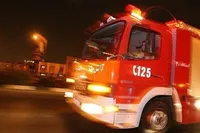 اصابت نارنجک دستی به خودرو آتش‌نشانی در حین عملیات (۲۲ اسفند) + تصاویر