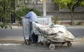 شهرداری زباله&zwnj;گرد&zwnj;ها را با حقوق ۱۵ میلیون استخدام می&zwnj;کند