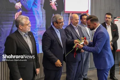 گزارش تصویری | جشن صعود به لیگ برتر تیم فوتسال دائم پناه مشهد