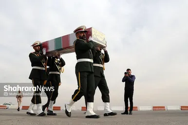 ورود پیکر مطهر ۱۲ شهید گمنام به مشهد