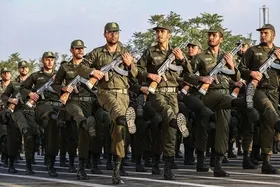 سربازان غایب، می&zwnj;توانند از امتیاز کسر خدمت پدر استفاده کنند؟