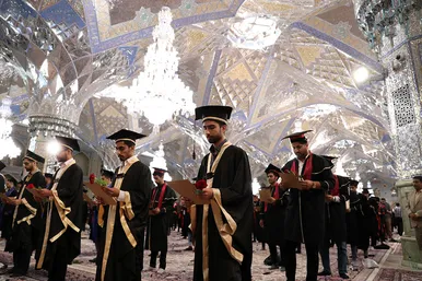 جشن دانش آموختگان علوم پزشکی کشور در حرم مطهر رضوی