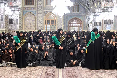 مراسم بزرگداشت شهدای خدمت در حرم مطهر رضوی