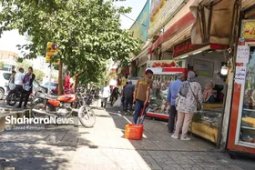 گلایه شهروندان از  قصابی&zwnj;های تقاطع خیابان&zwnj;های گاز و آیت ا... عبادی مشهد| ذبح بهداشت  وسط شهر!