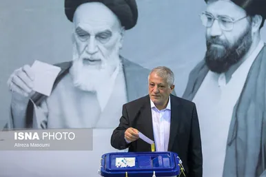 عکس‌هایی از حضور چهره‌های سیاسی پای صندوق‌های رأی