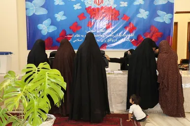 عکس‌هایی از انتخابات چهاردهمین دوره ریاست‌جمهوری در کنسولگری ایران در هرات افغانستان