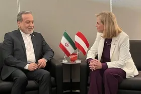 دیدار عراقچی با وزیر امور خارجه اتریش