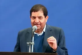 دیدار دو ساعته و شبانه معاون اول رئیس جمهور با دانشجویان دانشگاه شریف