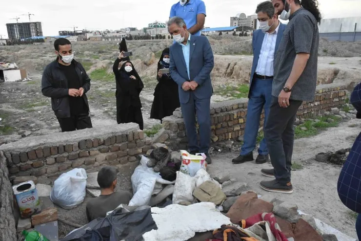 مدیرکل بهزیستی خراسان رضوی: ۱۰ هزار معتاد متجاهر، تهدیدی برای حاشیه شهر/ ۲۵۰۰ کارتن خواب در مشهد رها هستند