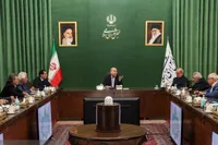 قالیباف: حقوق بازنشستگان اولویت مجلس است  | دولت ملزم به اجرای کامل متناسب‌سازی حقوق بازنشستگان است