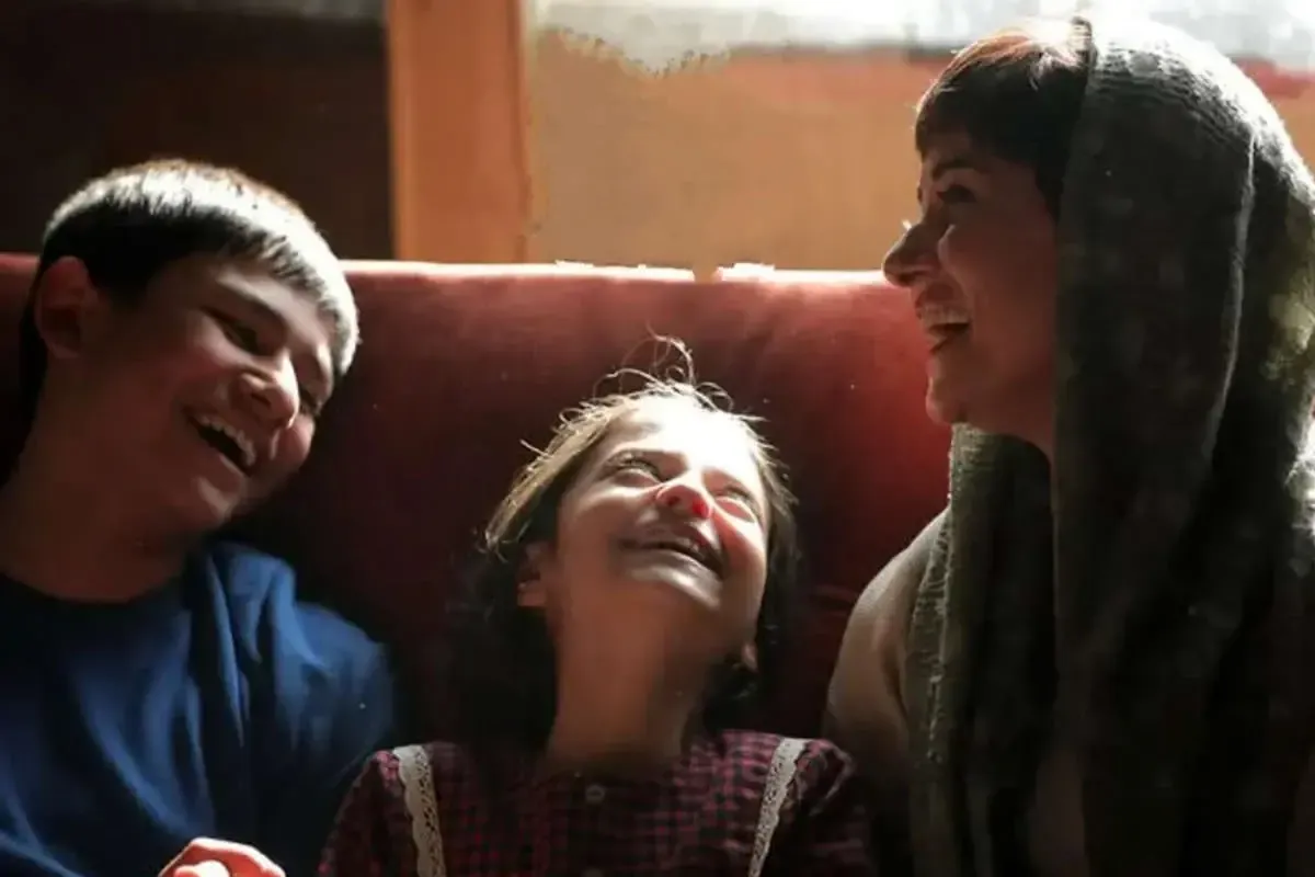 اکران آنلاین «زن و بچه» سعید روستایی از امروز (۲۶ خرداد ۱۴۰۵) + خلاصه داستان