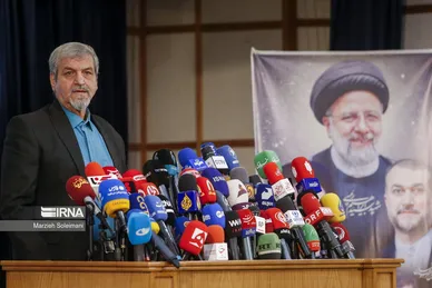 عکس‌هایی از روز اول ثبت نام انتخابات ریاست جمهوری ۱۴۰۳ (۱۰ خرداد ۱۴۰۳)