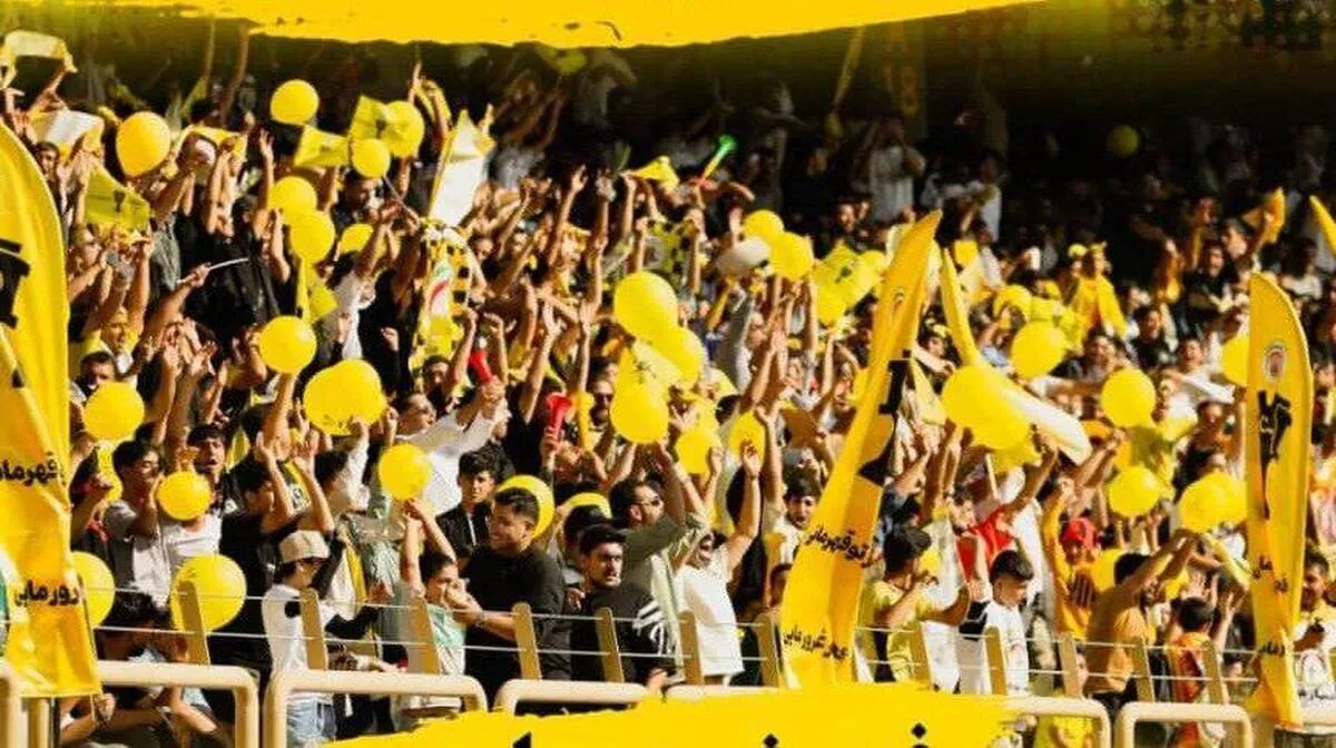 فجرسپاسی - پرسپولیس بدون حضور تماشاگر