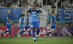 بازارگرمی عجیب استقلال برای فروش ستاره خود