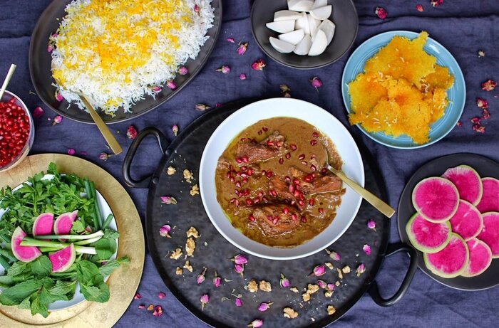 طرز پخت فسنجان گیلانی با طعم متفاوت شمالی طرز پخت فسنجان گیلانی با طعم متفاوت شمالی