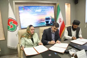 مشهد؛ محور ترانزیت سه جانبه شد | ایران، افغانستان و تاجیکستان راهگذر جاده&zwnj;ای را عملیاتی می&zwnj;کنند