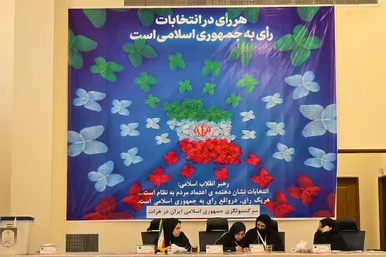 عکس‌هایی از دور دوم چهاردهمین دوره انتخابات ریاست جمهوری ایران در هرات