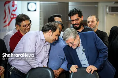 حضور شهردار مشهد در موسسه شهرآرا به مناسبت روز خبرنگار