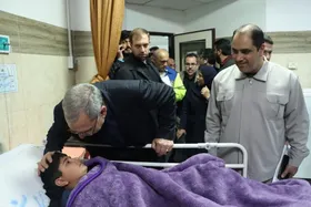 ۱۰۱ مصدوم حادثه تروریستی کرمان همچنان در بیمارستان&zwnj;| ۳۲ نفر بدحال و ۱۰ مجروح خیلی بدحال هستند