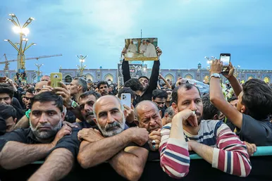 استقبال و تشییع پیکر رئیس‌جمهور و شهدای خدمت در مشهد - 4