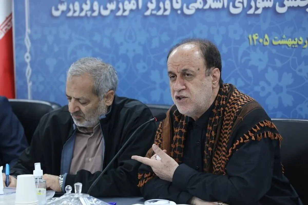 نایب رئیس مجلس: نظام رتبه‌بندی معلمان با اختصاص ۵۰ همت اجرا شد