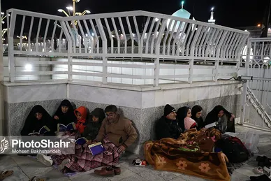 عکس| مراسم احیاء شب نوزدهم ماه رمضان در حرم مطهر رضوی (۱۱ فروردین ۱۴۰۳)