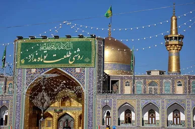 عکس‌هایی از گل‌آرایی حرم مطهر رضوی به مناسبت اعیاد شعبانیه