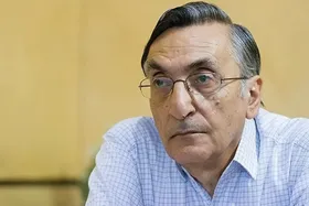 کتابخانه ملی میزبان کتابخانه شخصی &laquo;کامران فانی&raquo; شد