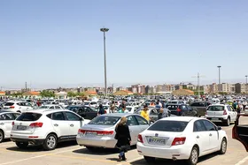 خودروسازان همچنان دنبال گرانی اند؟
