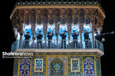آیین سنتی نقاره نوازی سحرگاهی در حرم مطهر رضوی