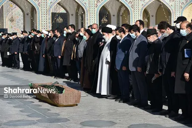 مراسم تشییع و تدفین پیکر «سعید تشکری» در حرم مطهر رضوی