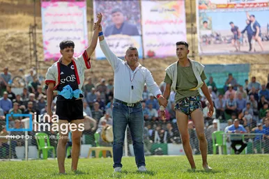 گزارش تصویری | مسابقات «کشتی با چوخه»