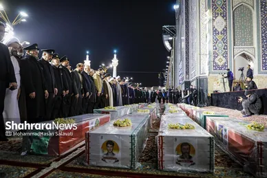 گزارش تصویری | وداع با پیکر مطهر شهدای مدافع امنیت در حرم مطهر امام‌رضا(ع)