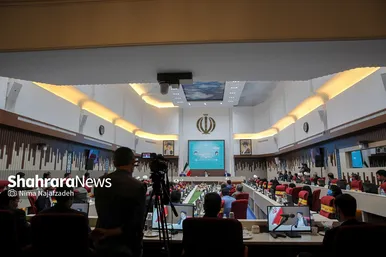 نشست رئیس جمهور با فعالان فرهنگی خراسان رضوی