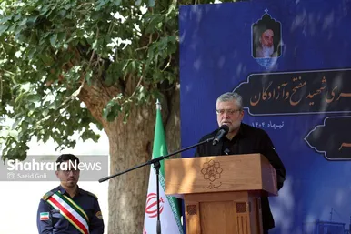 گزارش تصویری | آیین بهره‌برداری از دو توقفگاه ناوگان باری درون‌شهری شهید مفتح و آزادگان و ۱۱۵ ایستگاه تخلیه و بارگیری در سطح شهر