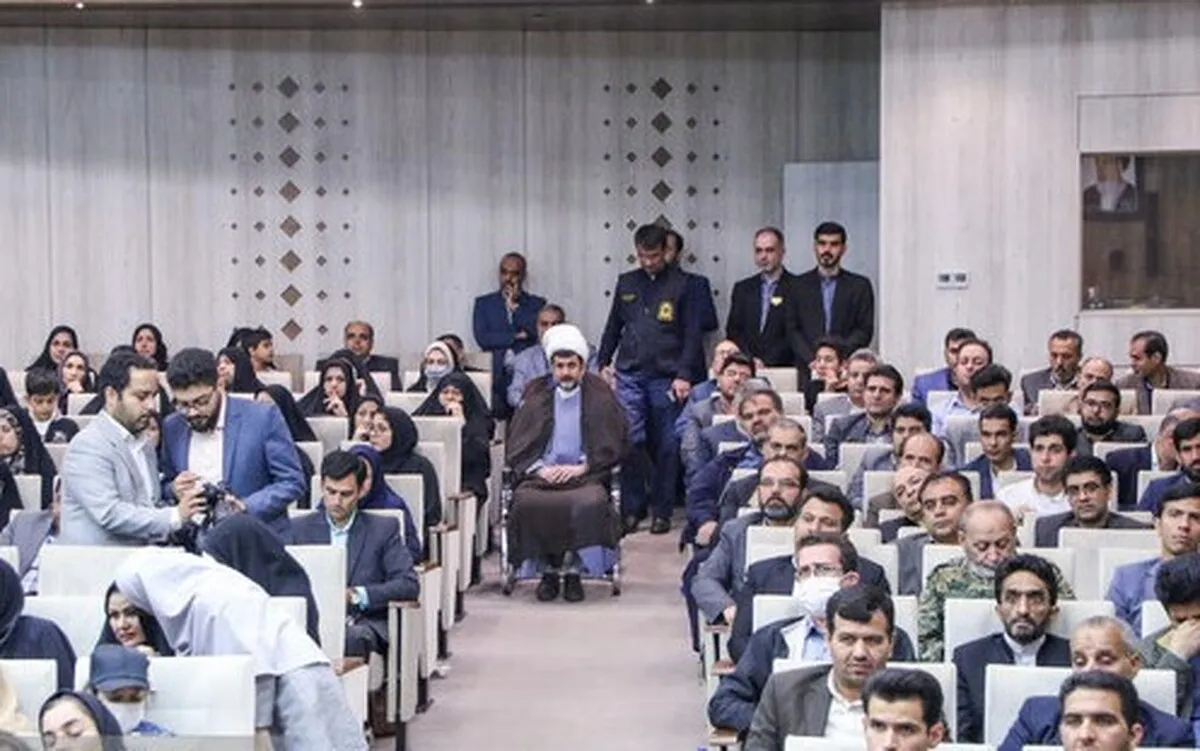 تجلیل از معلمان نمونه خراسان رضوی | انتخاب ۴۱ معلم نمونه برای دیدار با مقام معظم رهبری