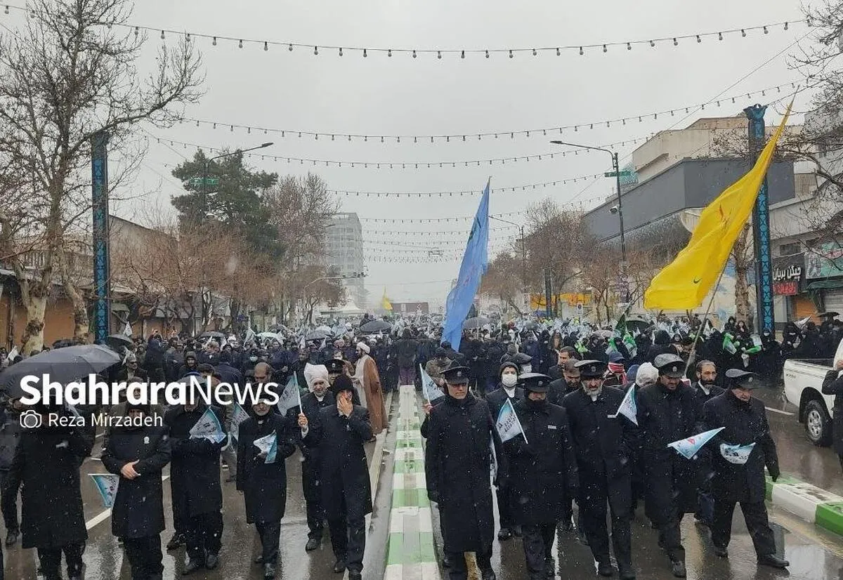 اجتماع بزرگ منتظران ظهور در مشهد برگزار شد + فیلم
